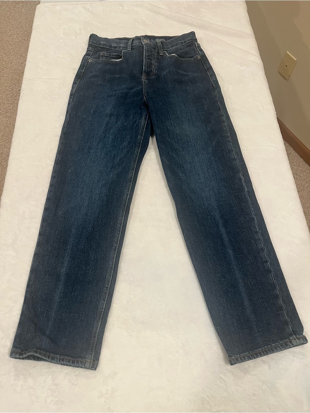 Old Navy Extra High Rise Sky-HI Straight Jeans with Button Fly - Size 2